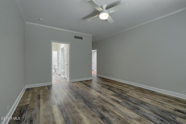 Building Photo - 6167 Los Felinos Cir