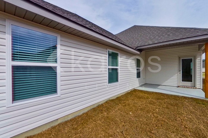 Building Photo - 8118 S Hendrick Dr