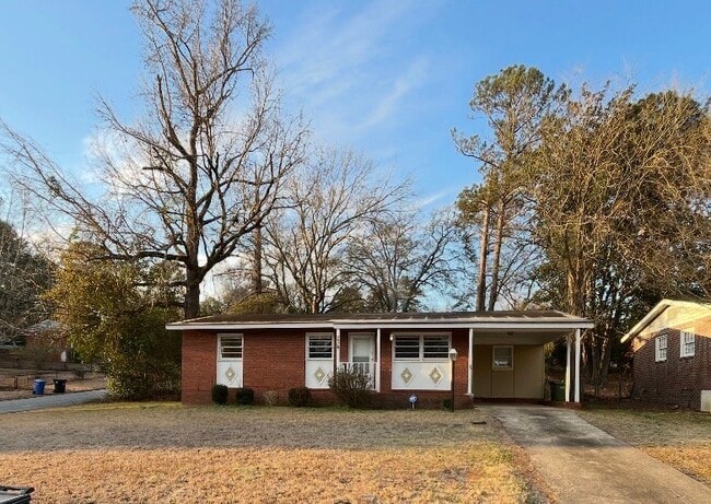 Building Photo - 4970 Gardiner Dr
