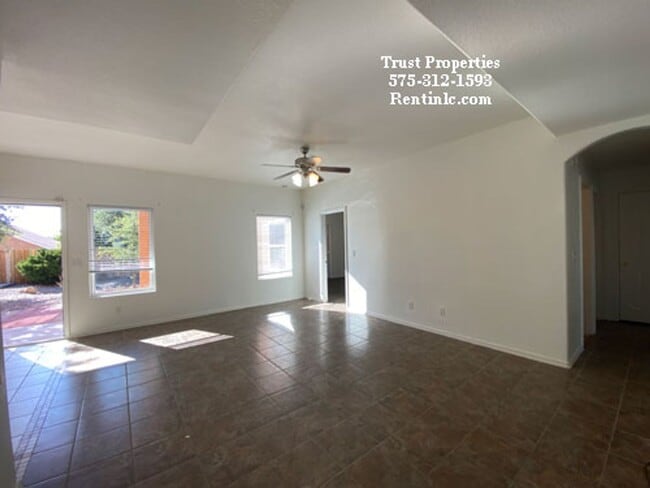 Building Photo - Clean 4/2 close to WSMR / NASA