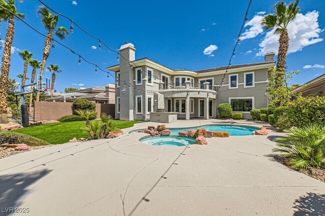 Building Photo - 729 Pinnacle Heights Ln