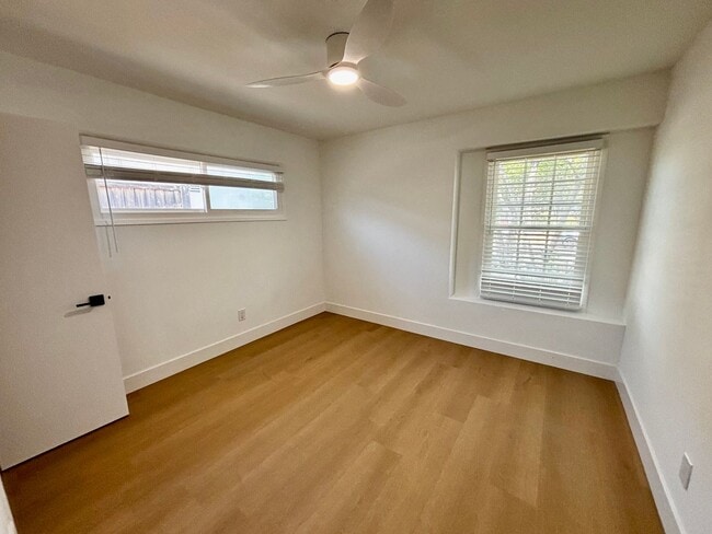 Building Photo - Newly Renovated 3 Bed/1 Bath- Allied Gardens