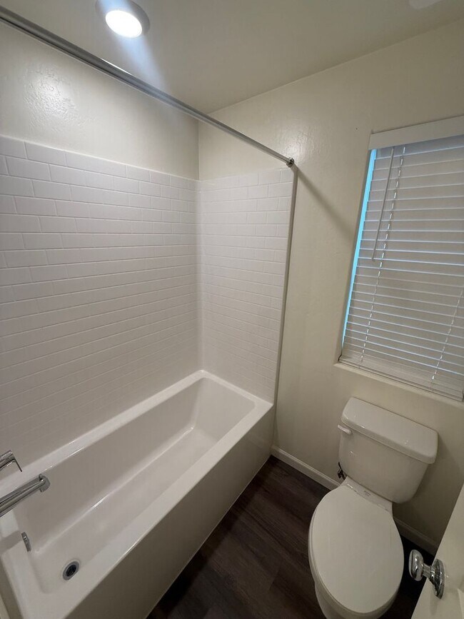 Building Photo - Beautiful 4BD/3BA Single-Family Home Solar, Battery Backup & Move-In Ready