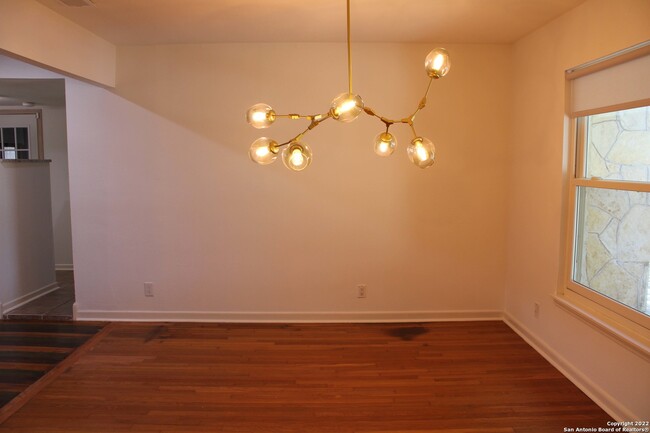 Building Photo - 140 Arvin Dr