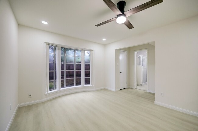 Building Photo - 5506 Bent Bough Ln