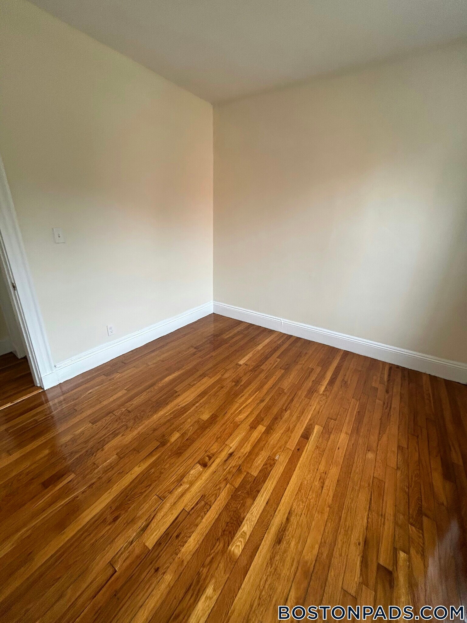 Building Photo - 127 Washington St