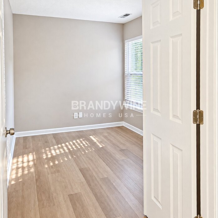 Building Photo - 8446 Country Meadows Dr