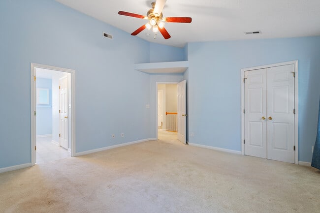 Building Photo - 1 Edgebrook Cir