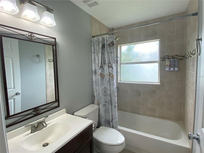 Building Photo - 368 Briar Bay Cir