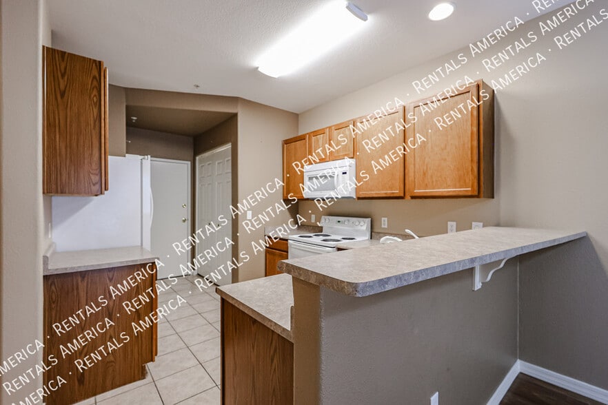 Building Photo - 6535 E Superstition Springs Blvd