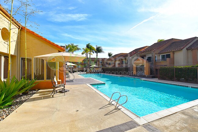 Building Photo - Rancho Bernardo condo| Villa Taviana | Poway School District|