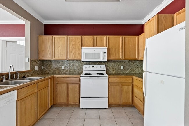 Building Photo - 801 Luther W St