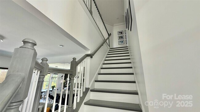 Building Photo - 11152 Limehurst Pl
