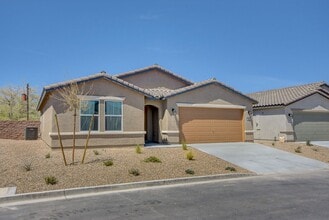 Building Photo - Newer Home in Indian Springs!