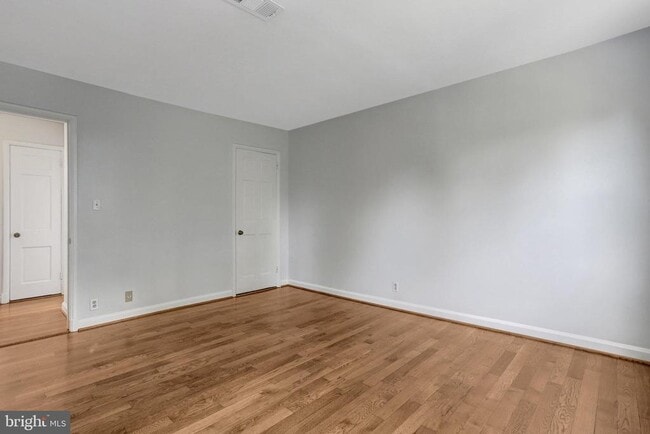 Building Photo - 3204 S Stafford St