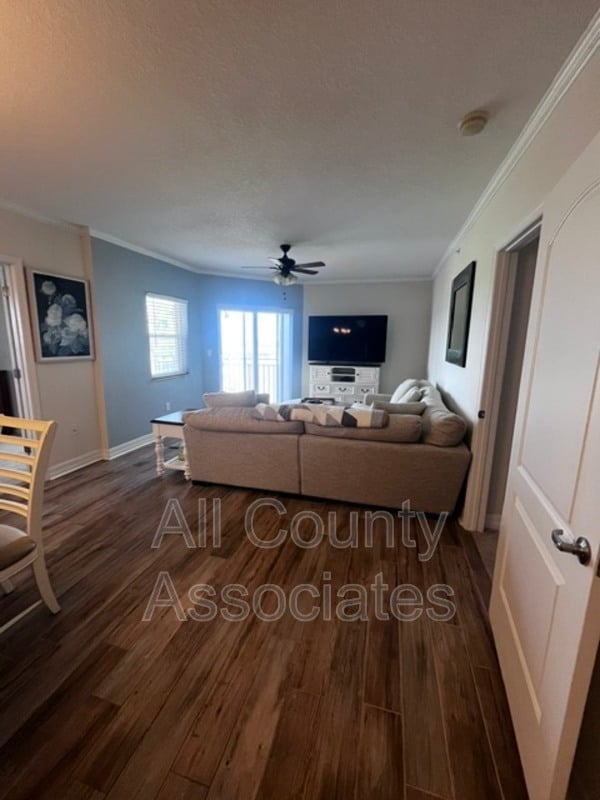 Building Photo - 4516 Seagull Dr