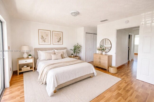 Building Photo - 1283 W 51st Pl