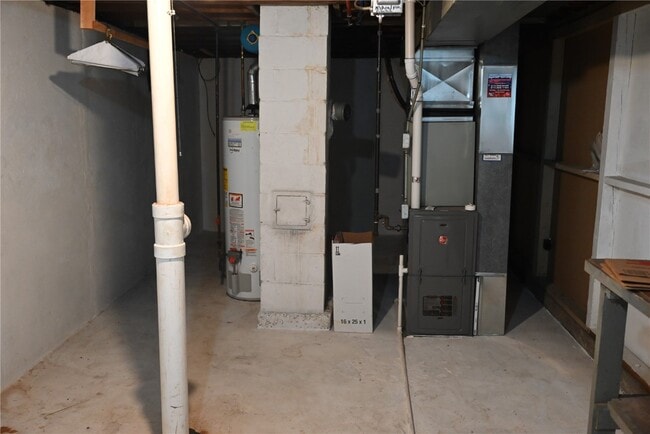 Building Photo - 9510 Lydell Dr