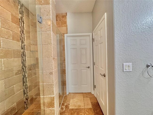 Building Photo - 27130 Firebush Dr