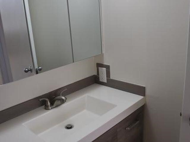 Building Photo - 3580 S Ocean Shore Blvd