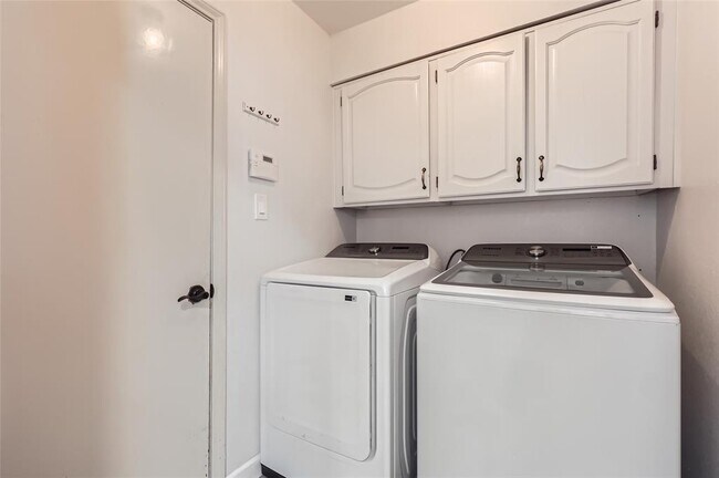 Building Photo - 13205 Kepler Cove