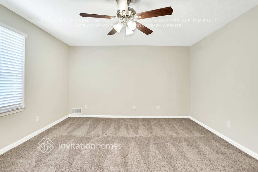 Building Photo - 2052 Marbut Ln