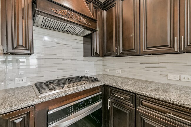 Building Photo - 13731 Cypresswood Crossing Blvd