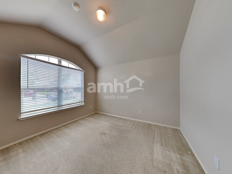 Building Photo - 209 Wenrick Dr