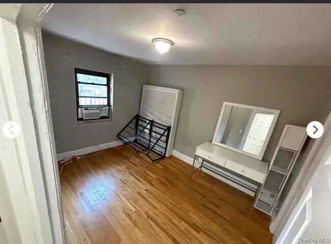 Building Photo - 4 Quarropas St