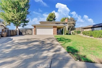 Building Photo - 2785 Westfield Pl