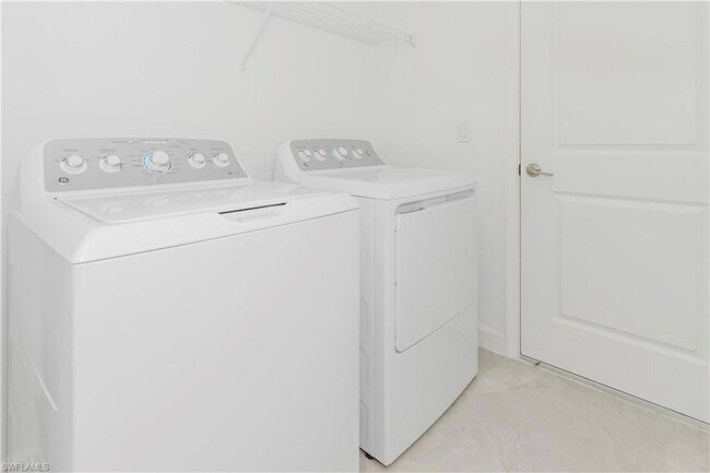 Building Photo - 9099 Leatherwood Loop