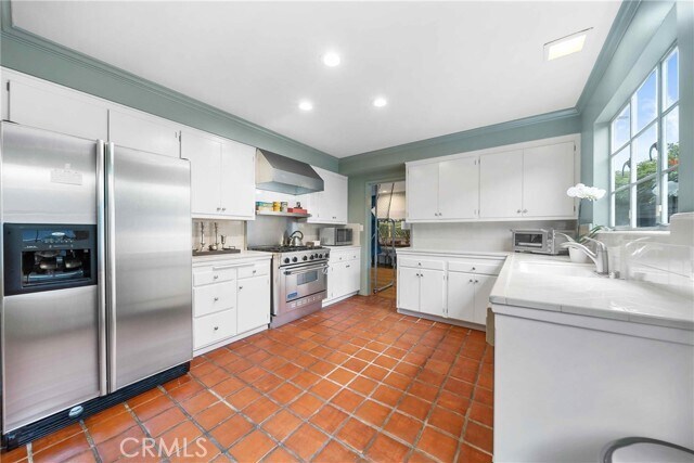 Building Photo - 16544 Greenleaf St