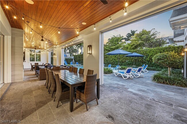 Building Photo - 215 3rd Ave N