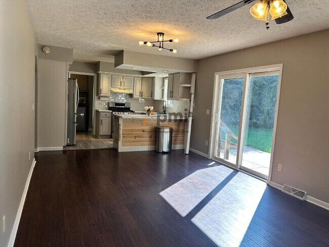 Building Photo - 14998 S 575 W