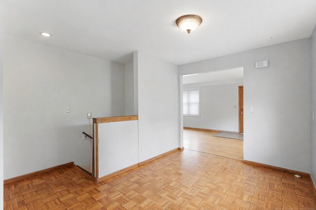 Building Photo - 2905-32ND