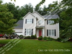Building Photo - 613 Carolina Holly Way