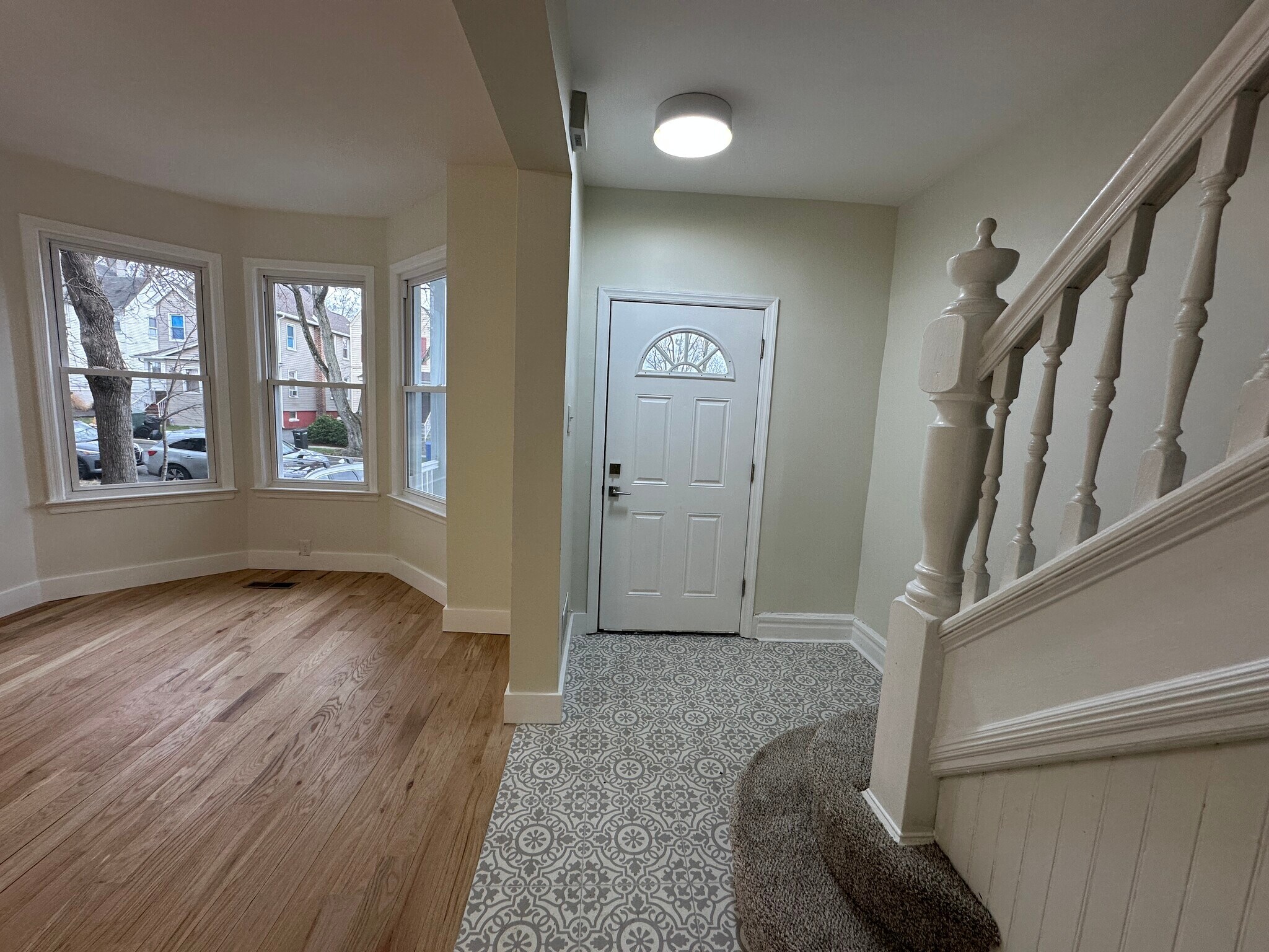 Building Photo - 59 Arnold Ter