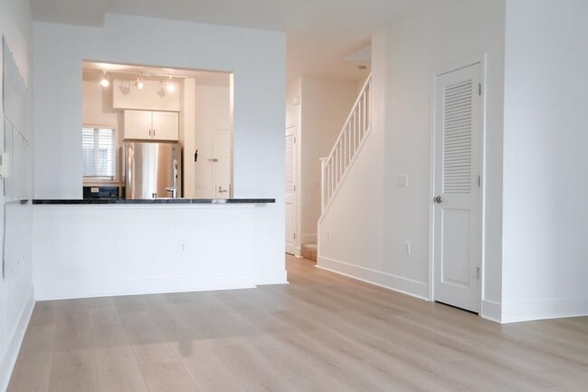 Building Photo - 1587 Brunswig Ln