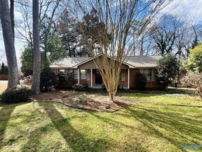 Building Photo - 4006 Devon St SE