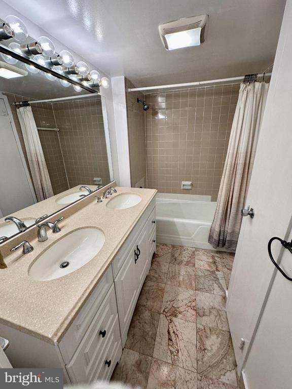 Building Photo - 11801 Rockville Pike