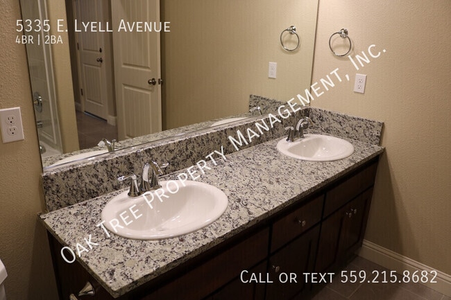 Building Photo - 5335 E Lyell Ave