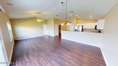 Building Photo - 77420 Cobblestone Dr