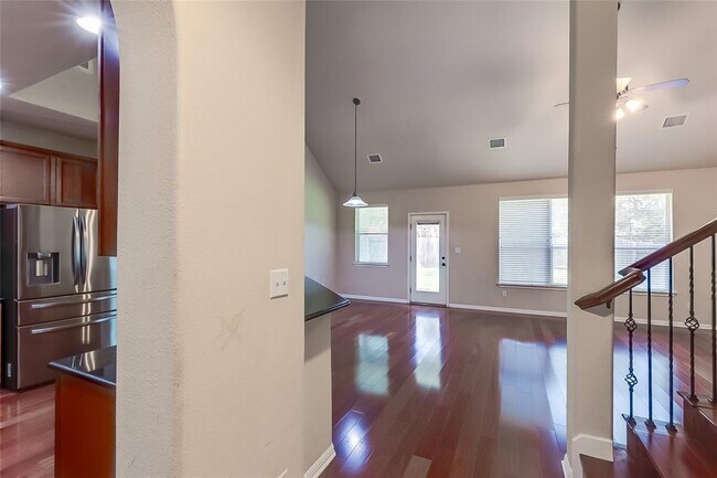 Building Photo - 11300 Cherisse Dr