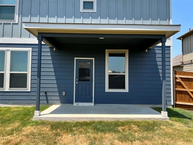 Building Photo - 2053 Cliffbrake Wy