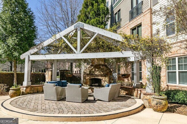 Building Photo - 1000 Ashwood Pkwy