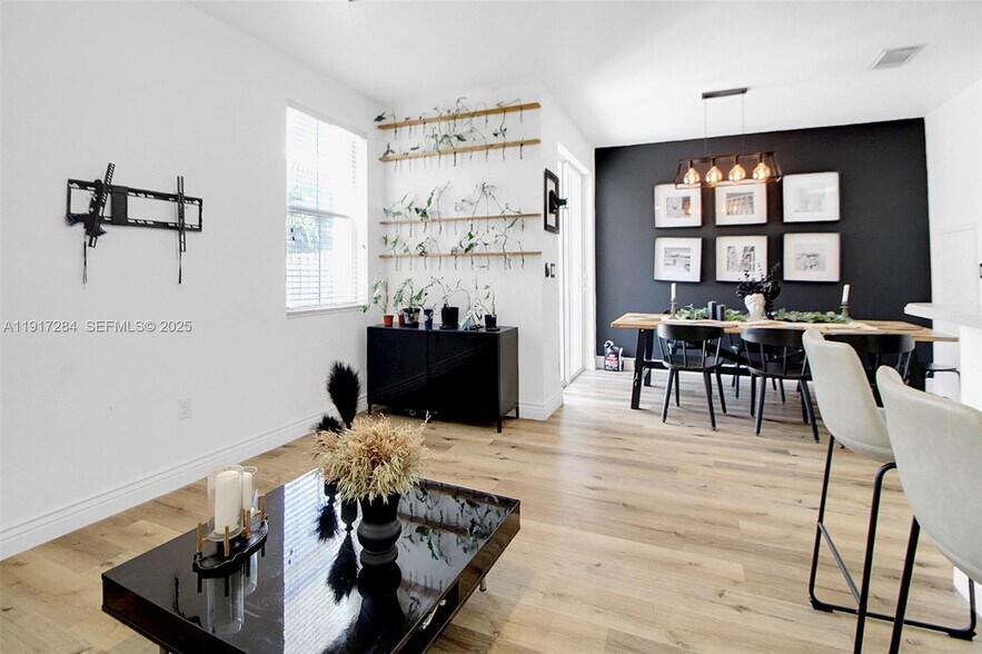 Building Photo - 4362 NW 114th Path