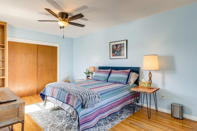 Building Photo - 1187 Emporia St