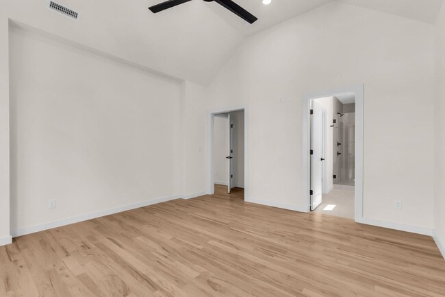 Building Photo - Amazing New Construction in North Nashville!