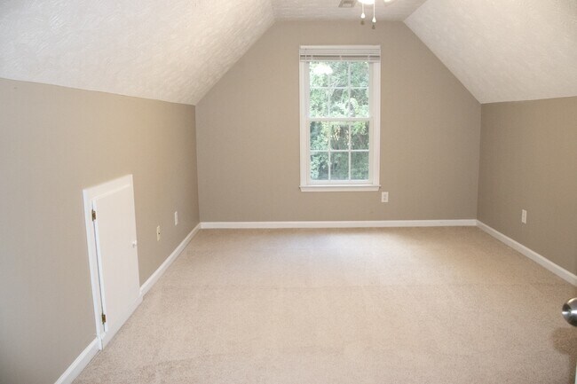 Building Photo - 38 White Heron Ct