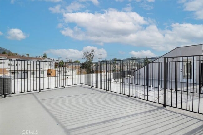 Building Photo - 7341 Valmont St